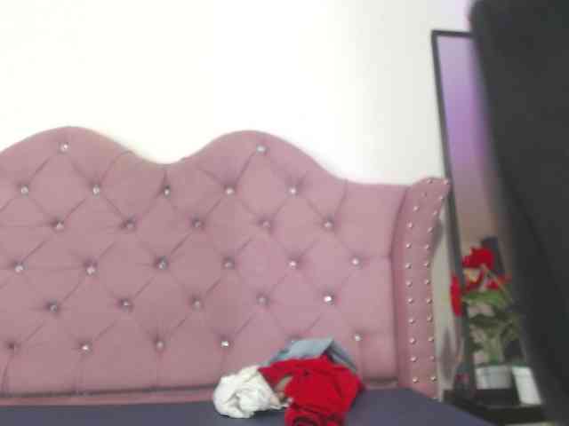 eimmyRossyx webcam