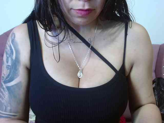 eimmyRossyx webcam