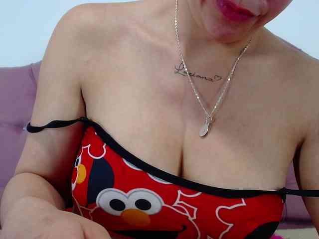 eimmyRossyx webcam