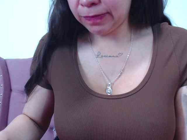 eimmyRossyx webcam
