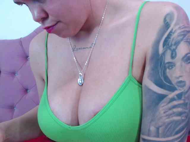 eimmyRossyx webcam