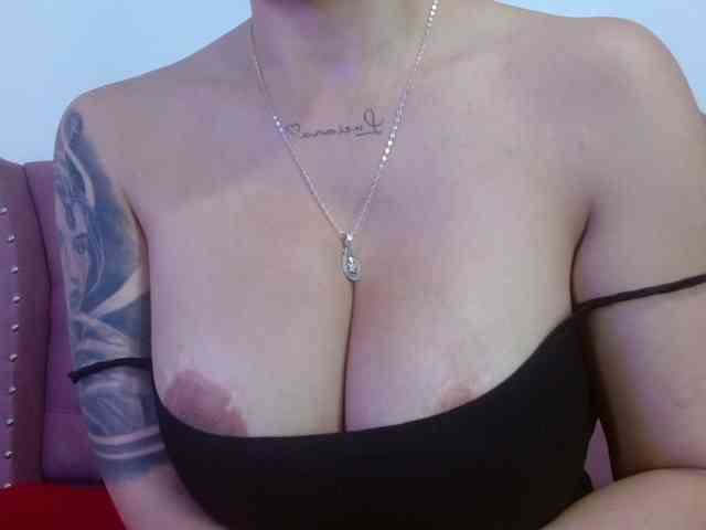 eimmyRossyx webcam