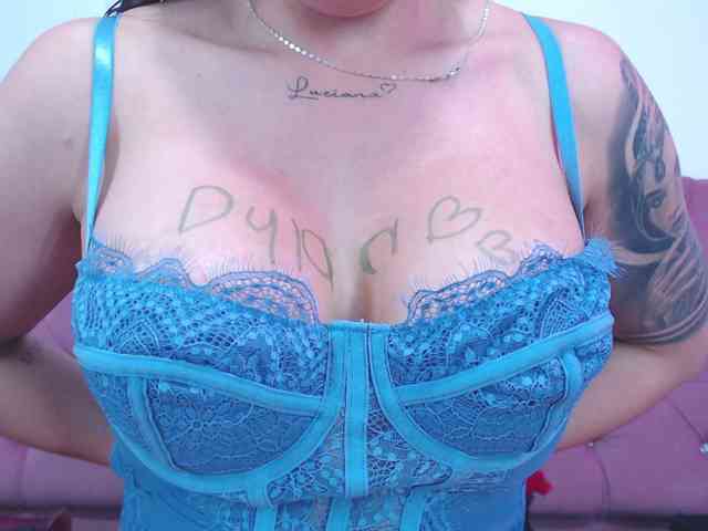 eimmyRossyx webcam