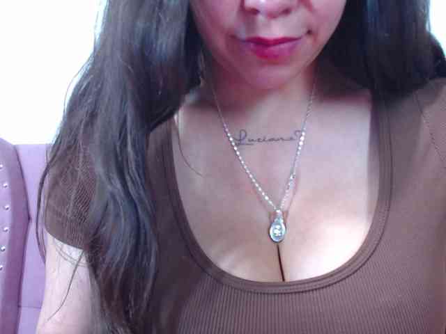 eimmyRossyx webcam