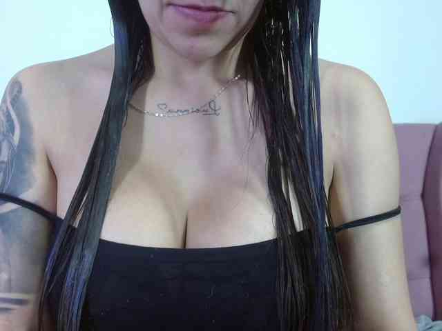 eimmyRossyx webcam