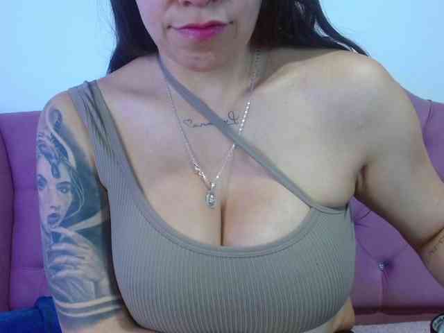 eimmyRossyx webcam