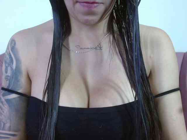 eimmyRossyx webcam