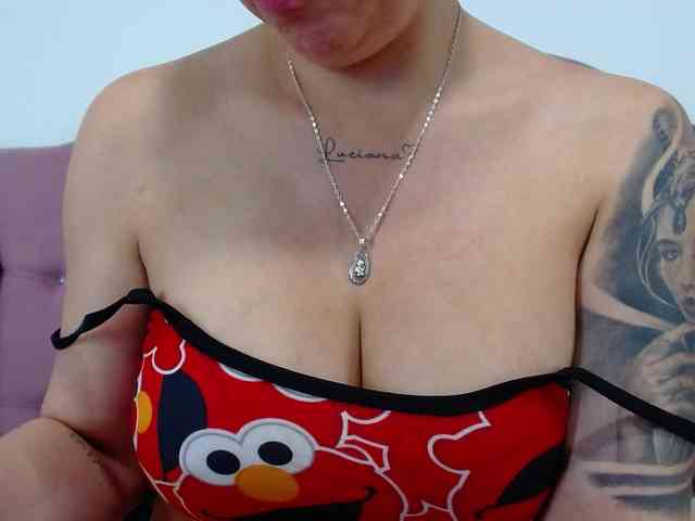 eimmyRossyx webcam