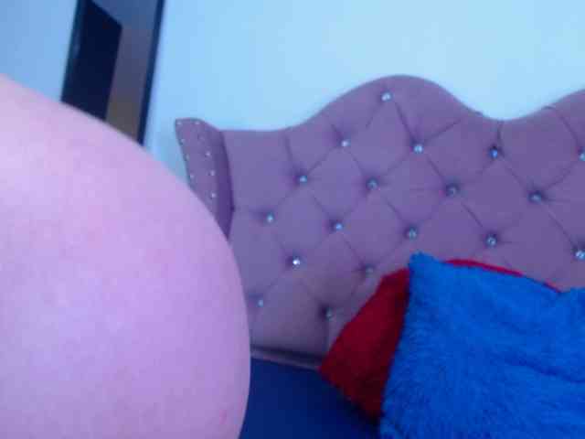 eimmyRossyx webcam