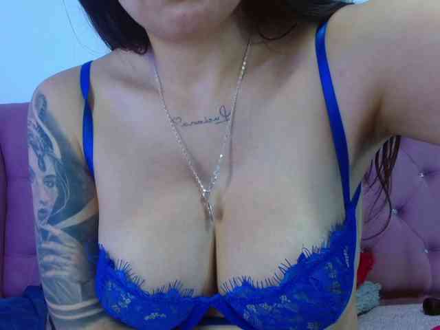 eimmyRossyx webcam