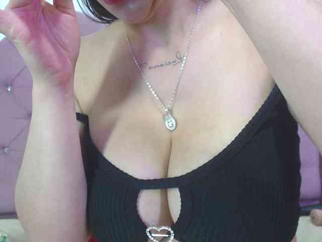 eimmyRossyx webcam