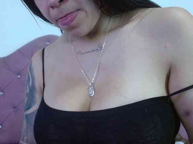 eimmyRossyx webcam