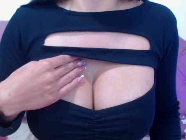 eimmyRossyx webcam