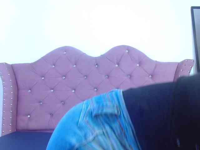 eimmyRossyx Live Webcam on BongaCams