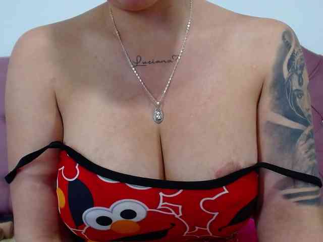 eimmyRossyx webcam