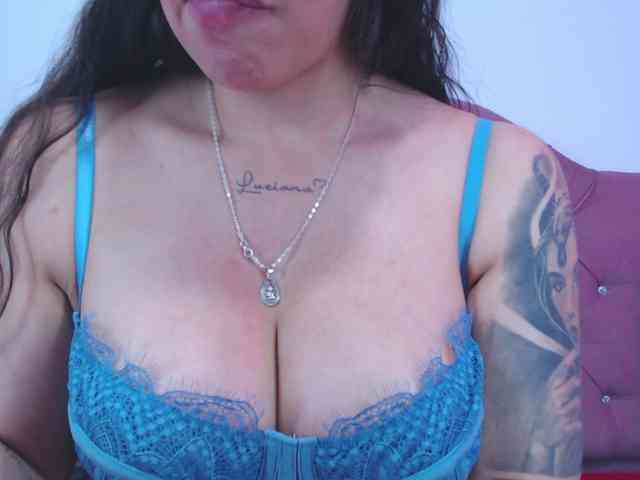eimmyRossyx webcam