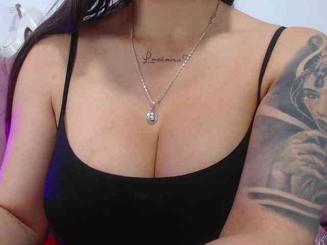 eimmyRossyx webcam