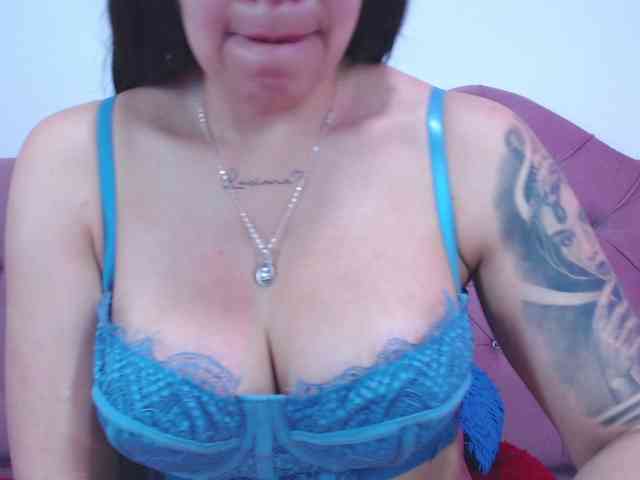 eimmyRossyx webcam
