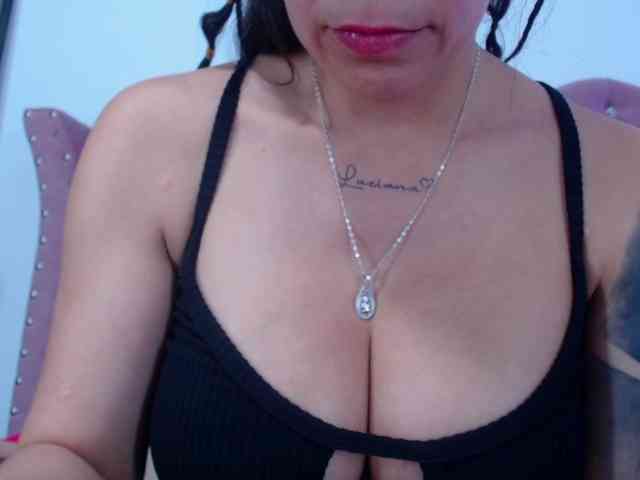 eimmyRossyx webcam