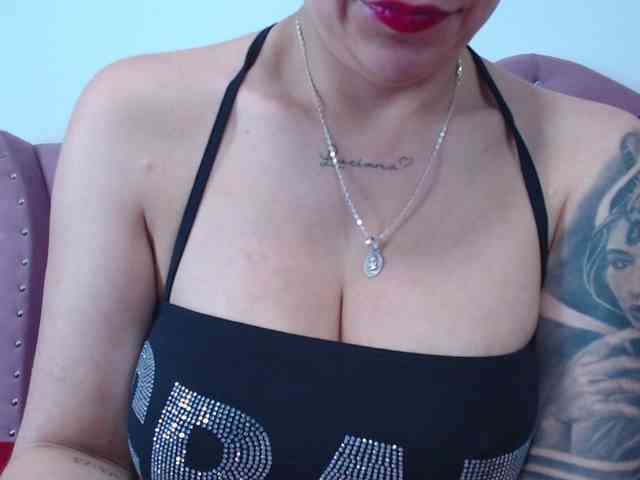 eimmyRossyx webcam
