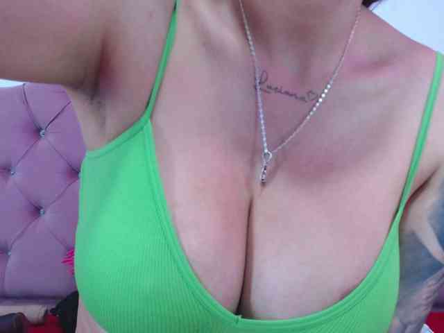 eimmyRossyx webcam