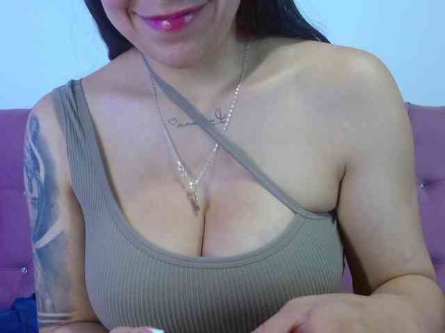 eimmyRossyx webcam