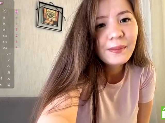 EstellaRosenfeldt live cam on BongaCams