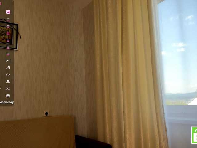 EstellaRosenfeldt live cam on BongaCams