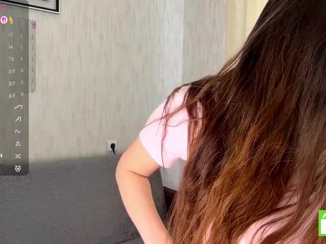 EstellaRosenfeldt live cam on BongaCams