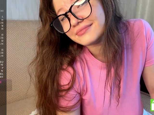 EstellaRosenfeldt live cam on BongaCams