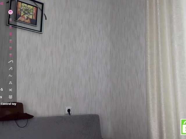 EstellaRosenfeldt live cam on BongaCams