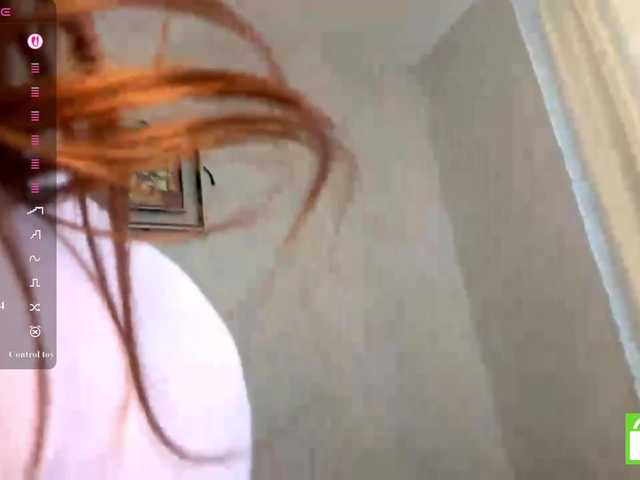 EstellaRosenfeldt live cam on BongaCams