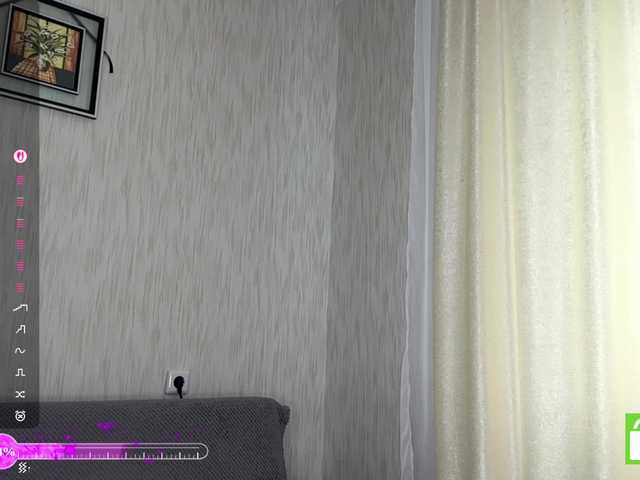 EstellaRosenfeldt live cam on BongaCams