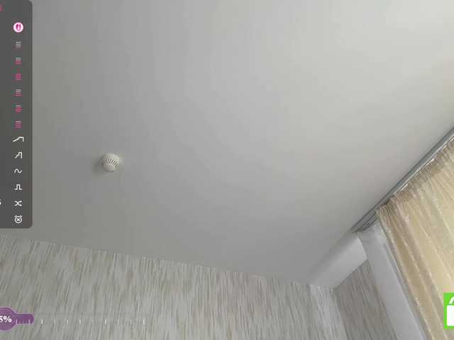 EstellaRosenfeldt live cam on BongaCams