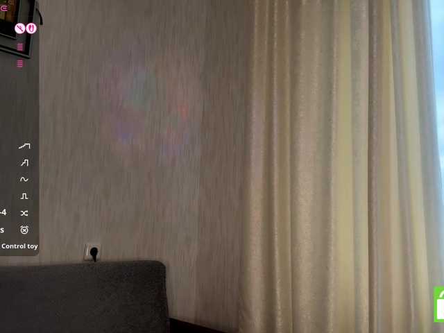 EstellaRosenfeldt live cam on BongaCams