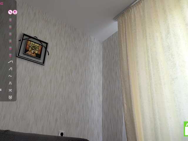 EstellaRosenfeldt live cam on BongaCams