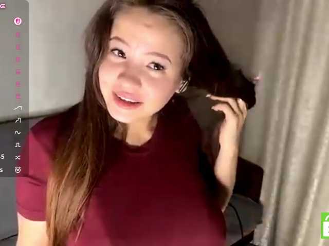 EstellaRosenfeldt live cam on BongaCams