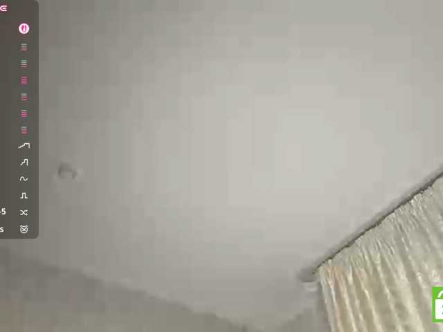 EstellaRosenfeldt live cam on BongaCams
