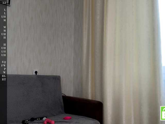 EstellaRosenfeldt live cam on BongaCams