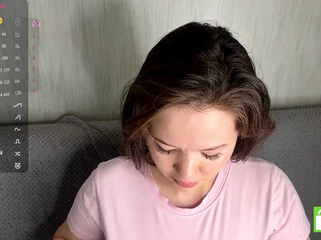 EstellaRosenfeldt live cam on BongaCams