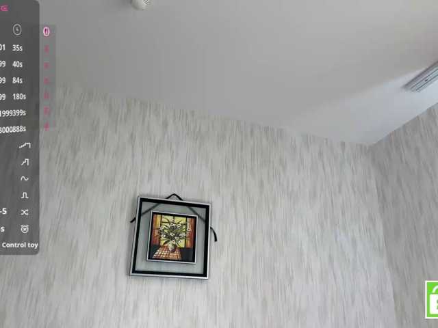 EstellaRosenfeldt live cam on BongaCams