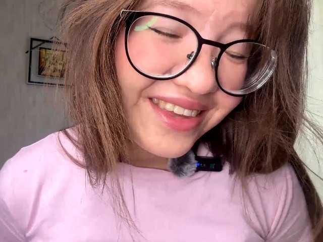 EstellaRosenfeldt live cam on BongaCams