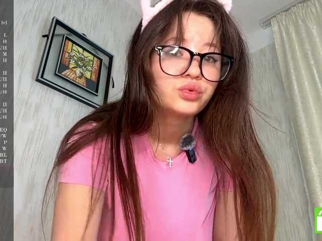 EstellaRosenfeldt live cam on BongaCams