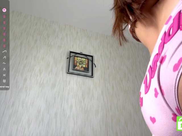 EstellaRosenfeldt live cam on BongaCams