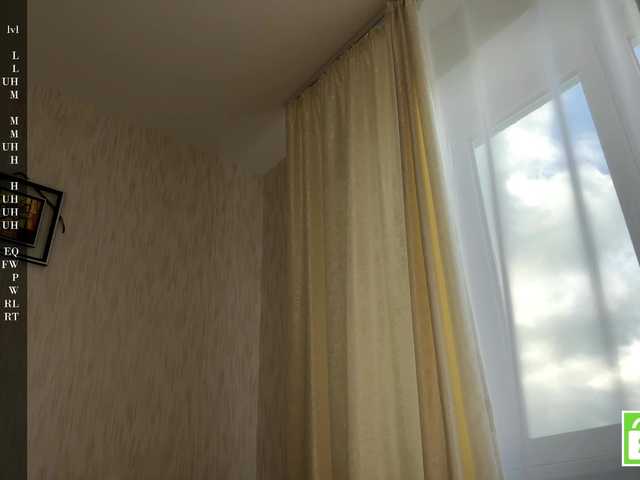 EstellaRosenfeldt live cam on BongaCams