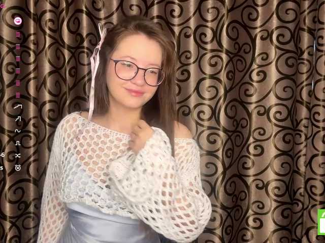 EstellaRosenfeldt's BongaCams show and profile