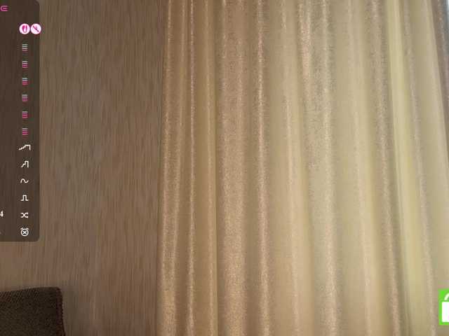 EstellaRosenfeldt live cam on BongaCams