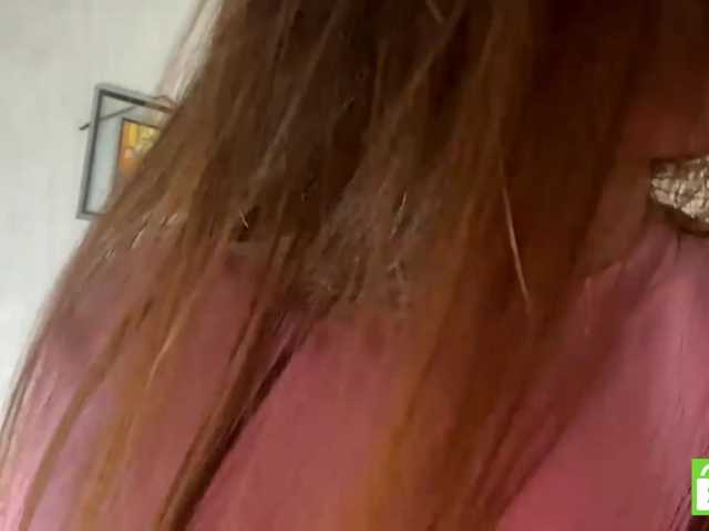 EstellaRosenfeldt live cam on BongaCams