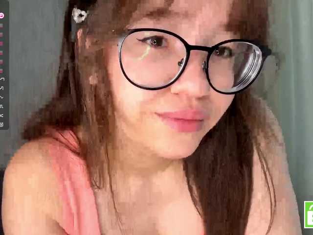 EstellaRosenfeldt live cam on BongaCams