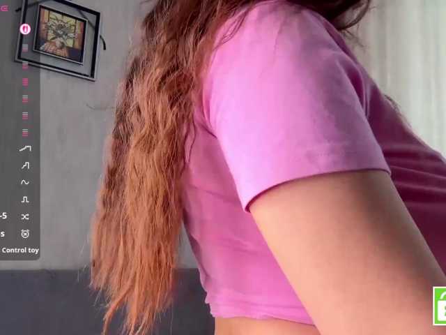 EstellaRosenfeldt live cam on BongaCams